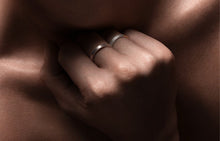 Load image into Gallery viewer, Geo Signet Ring
